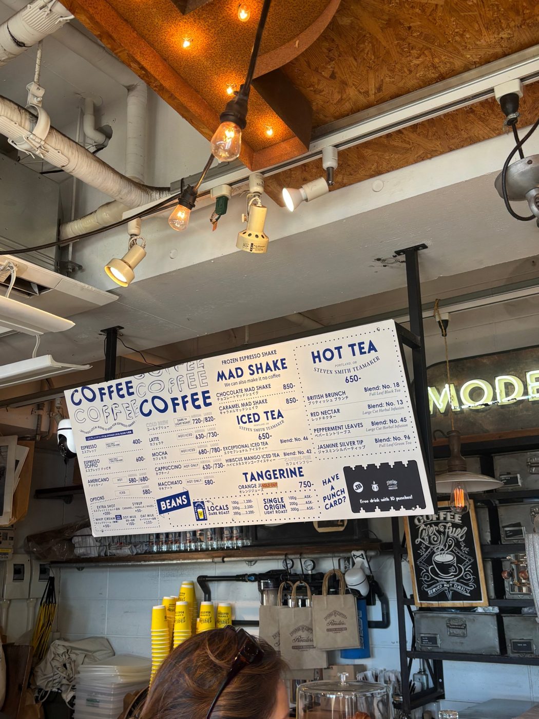 ZHYVAGO COFFEE WORKS 메뉴판